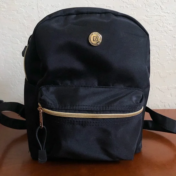 Stone Mountain Accessories Black Backpack CAR.jpg main image 4